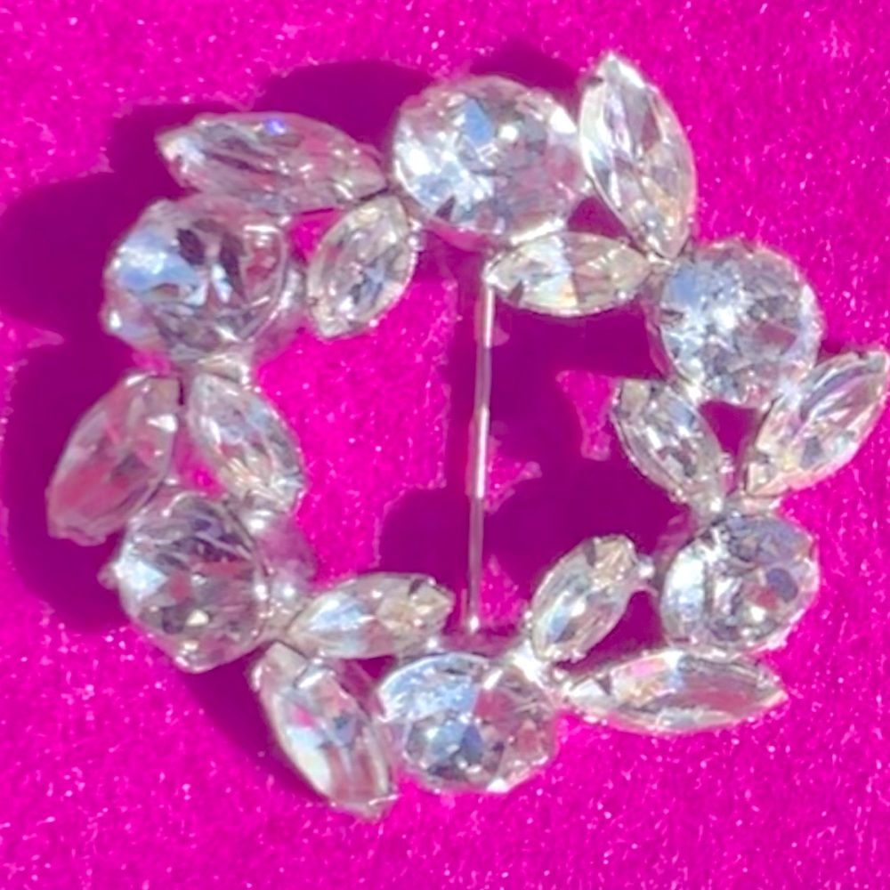Vintage Rhinestone Brooch